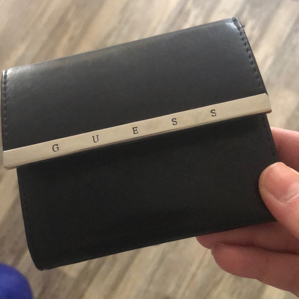 Guess wallet